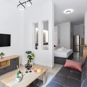 New Glamorous In Downtown Θεσσαλονίκη
